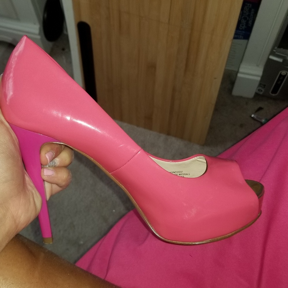 Hot pink pumps